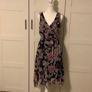 ECI New York Wrap Dress * Size 6 *